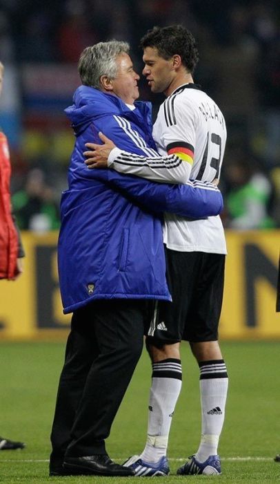 Collection of Interesting Soccer Photos (125 pics)