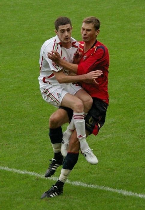Collection of Interesting Soccer Photos (125 pics)