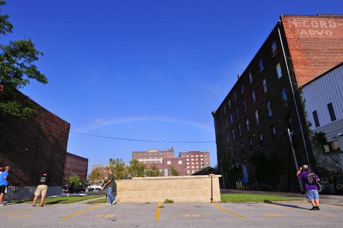 How to Create a Rainbow (12 pics)