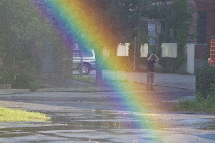 How to Create a Rainbow (12 pics)