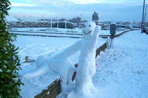 hillarious_snowmen_30.jpg