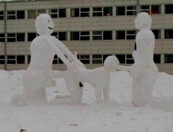 Hilarious Snowmen (40 pics)