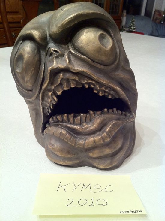 Self-Made Rage Face (7 pics)