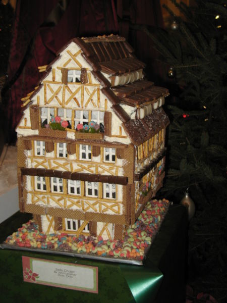 Great Gingerbread Houses (20 pics)