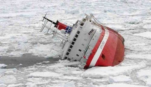 Abandoned and Wrecked Ships (67 piсs)