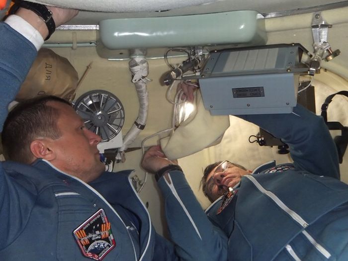 Blogging from Space. Part 2 (16 pics)