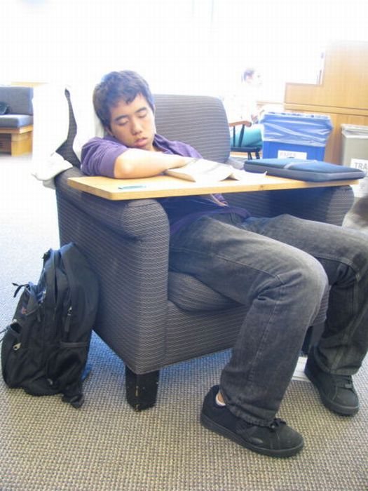 Where Asians Like to Sleep (81 pics)