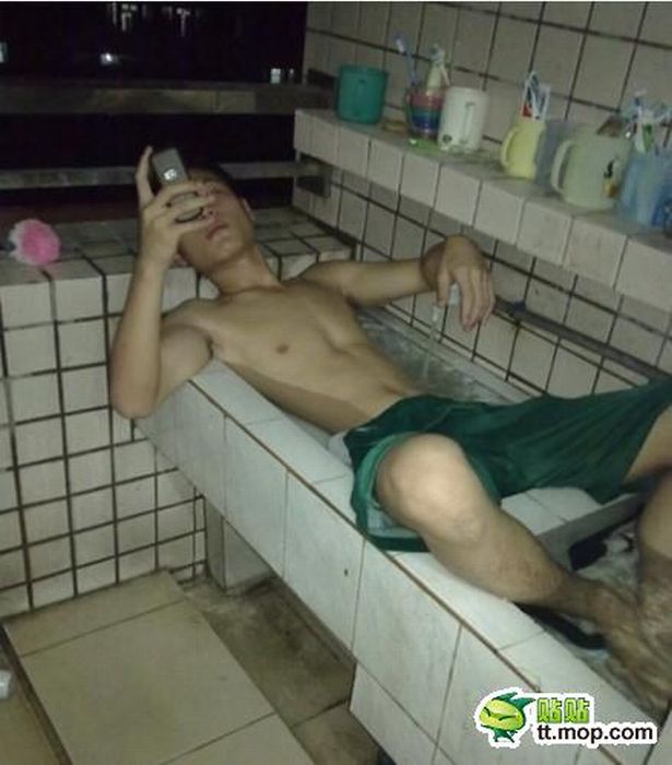 Acid Picdump (147 pics)