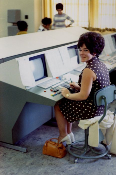 Bell Labs in the 1960's (29 pics)