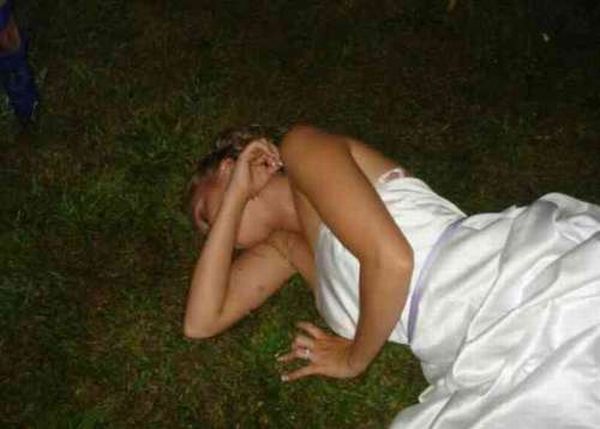 Funny Wedding Photos (31 pics)