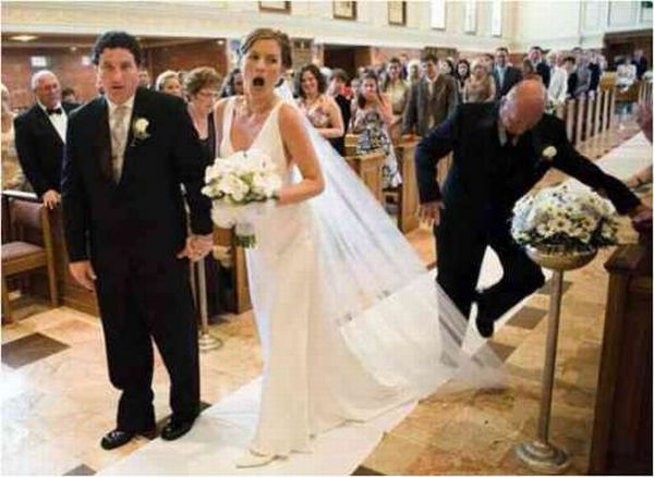 Funny Wedding Photos (31 pics)