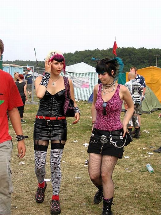 Punk Girls. Part 2 (93 pics)