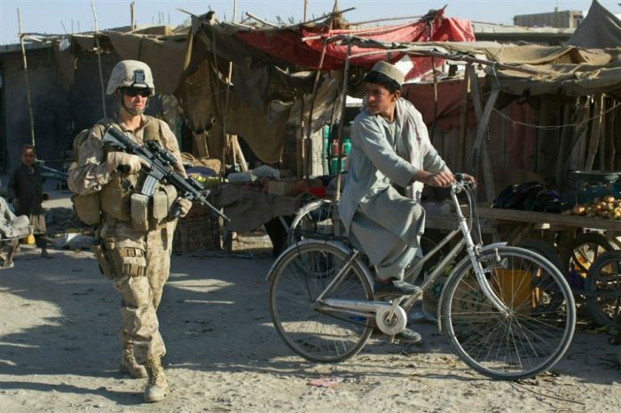 Real Life Female Soldiers (37 pics)