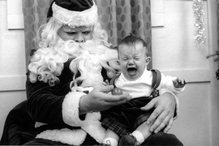 Children Afraid of Santa (13 pics)