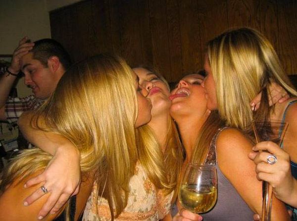 Girls Kissing at New Year Parties (91 pics)