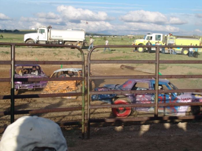 Demolition Derby (27 pics)