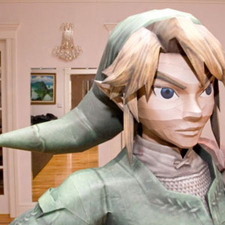 Life-Sized Papercraft of Link (17 pics)