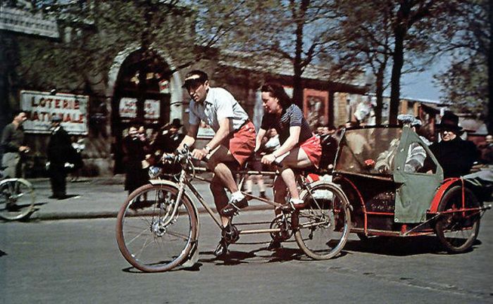 Propaganda Photos of Occupied Paris (53 pics)