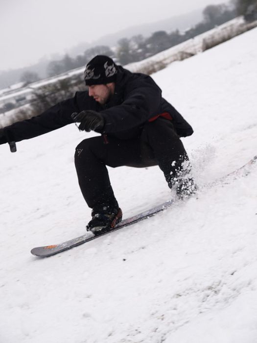 Snowboarding and Surfing (45 pics)