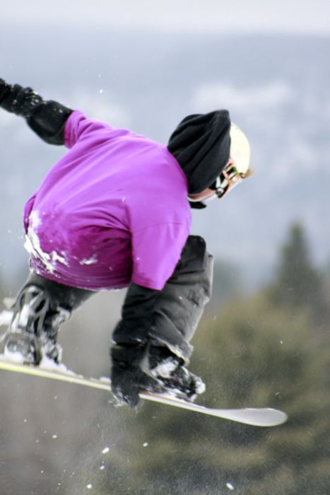 Snowboarding and Surfing (45 pics)