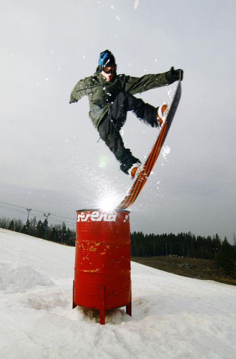 Snowboarding and Surfing (45 pics)