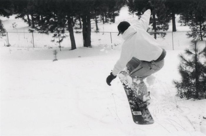 Snowboarding and Surfing (45 pics)