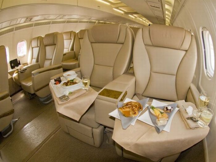 First Class is Awesome (21 pics)