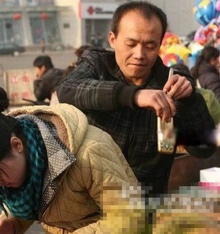 Chinese Pickpocket (8 pics)