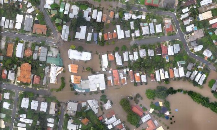 The Devastation Caused by the Brisbane Floods: Before and After (40 pics) The Devastation Caused by the Brisbane Floods: Before and After (40 pics)