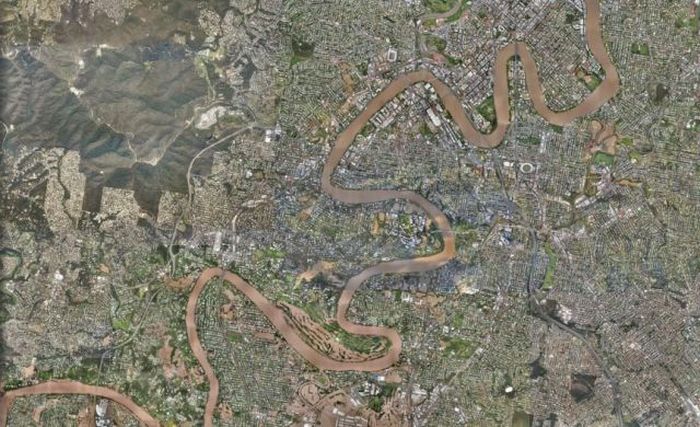 The Devastation Caused by the Brisbane Floods: Before and After (40 pics) The Devastation Caused by the Brisbane Floods: Before and After (40 pics)