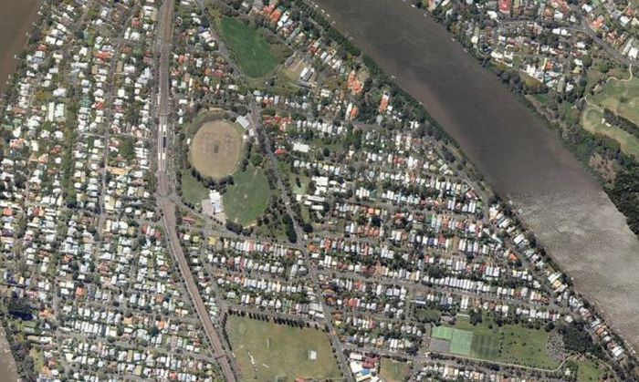 The Devastation Caused by the Brisbane Floods: Before and After (40 pics)