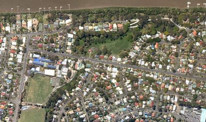 The Devastation Caused by the Brisbane Floods: Before and After (40 pics)