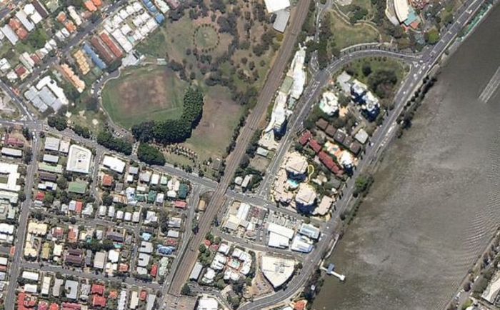The Devastation Caused by the Brisbane Floods: Before and After (40 pics)