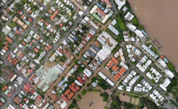 The Devastation Caused by the Brisbane Floods: Before and After (40 pics) The Devastation Caused by the Brisbane Floods: Before and After (40 pics)