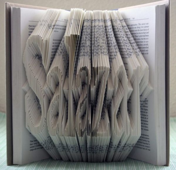 Book Art by Isaac Salazar (15 pics)