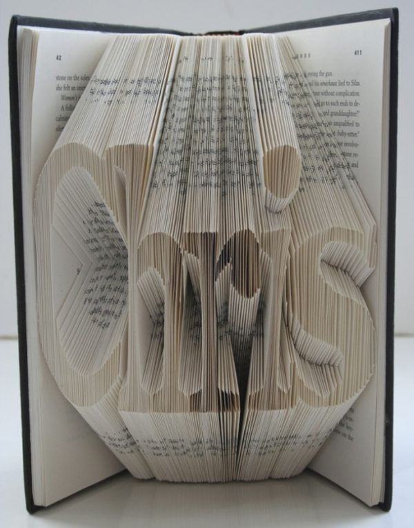 Book Art by Isaac Salazar (15 pics)