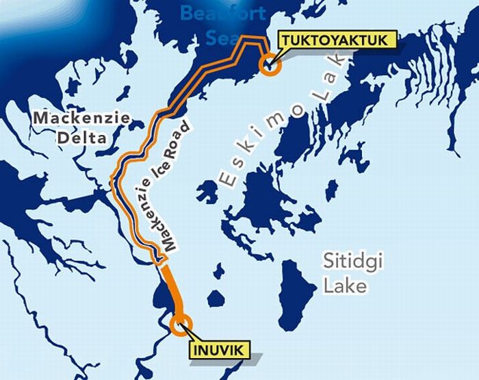 The Ice Road to Tuktoyaktuk (9 pics)