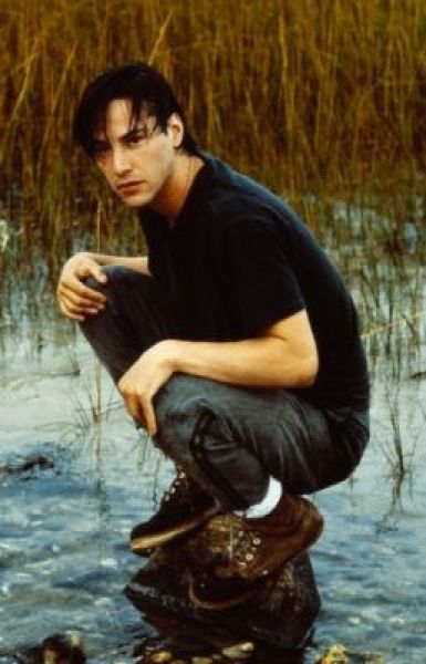 Some Awkward Pictures of Keanu Reeves (17 pics)