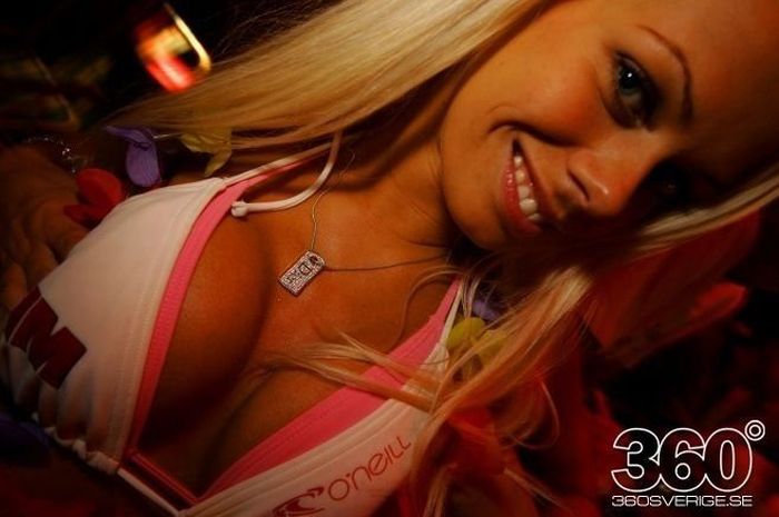 Sexy Club Girls from Sweden (35 pics)