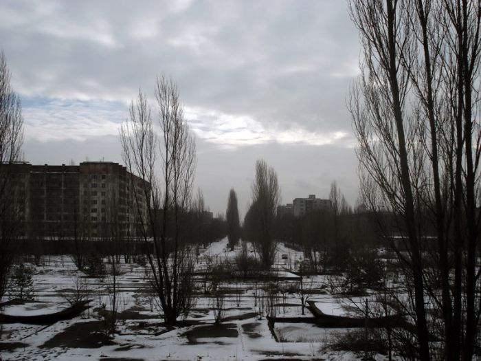 Chernobyl in Winter (30 pics)