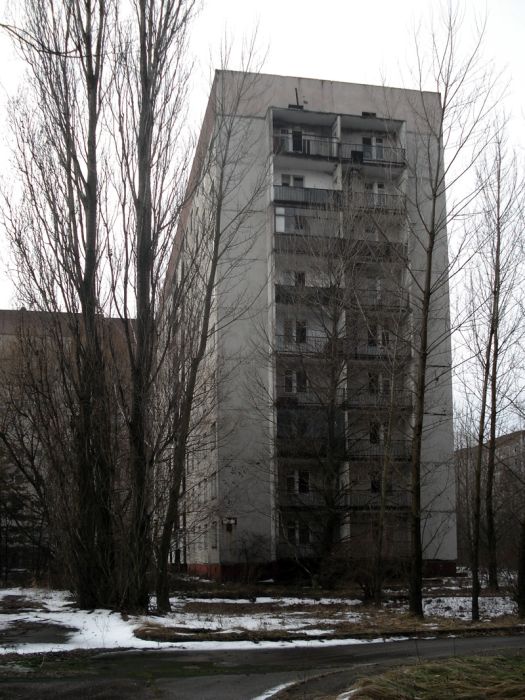 Chernobyl in Winter (30 pics)