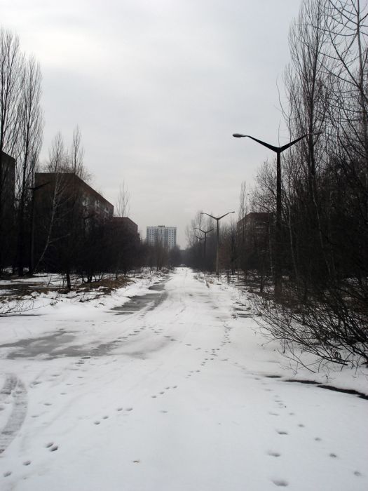 Chernobyl in Winter (30 pics)