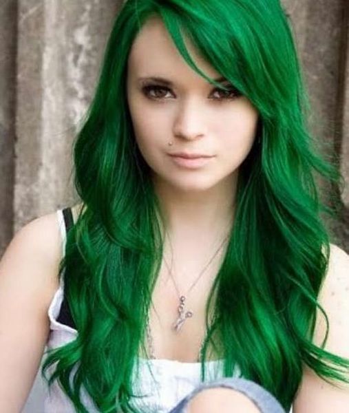 Girls With Colored Hair 25 Pics