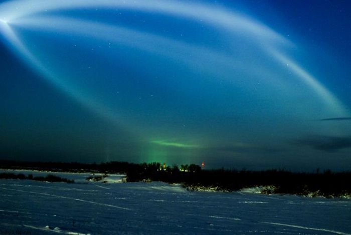 Space Launch as Seen from the Windows in Russia (23 pics)
