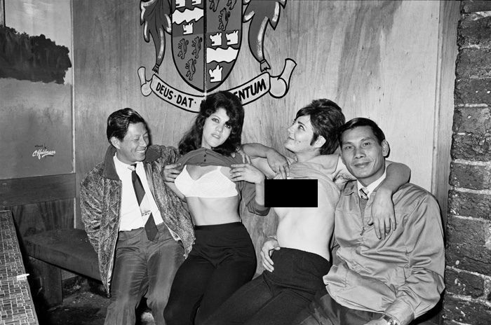 Photos Made by a Club Bouncer (43 pics)
