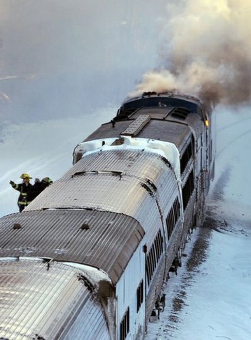 Amtrak Train Fire (7 pics)