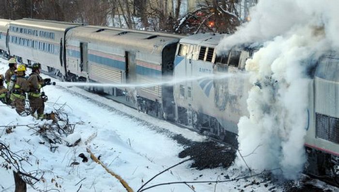 Amtrak Train Fire (7 pics)