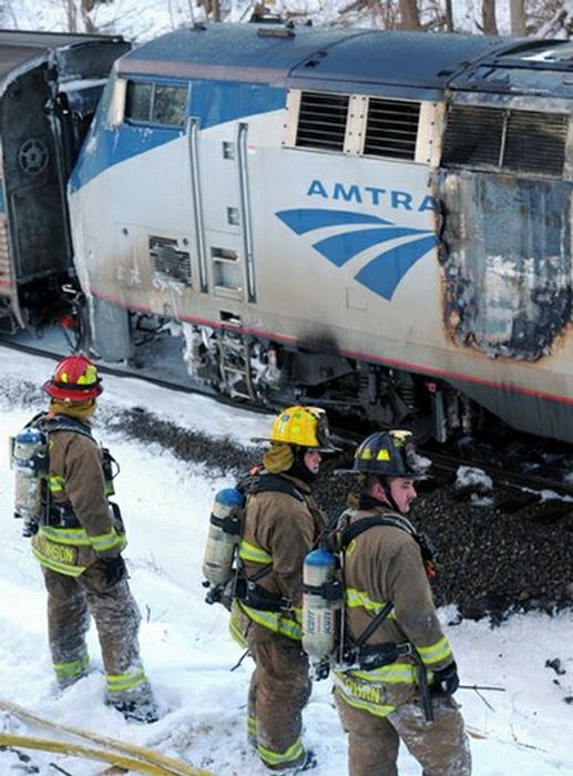 Amtrak Train Fire (7 pics)