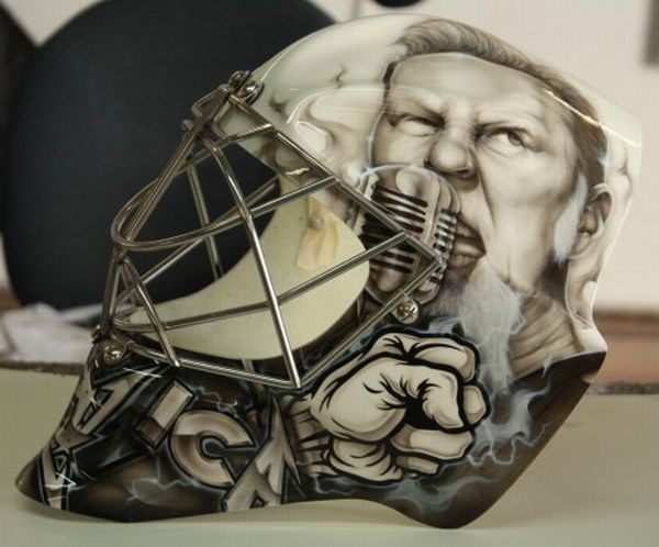 Hockey’s Most Badass Goalie Masks (47 pics)
