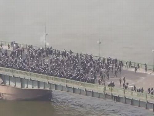Protesters  vs Police on Kasr al Nile Bridge, Cairo, Egypt